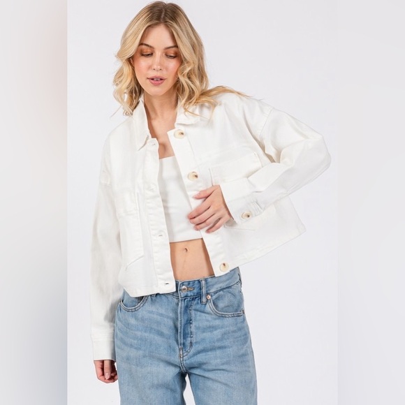 bytos Button Down Cropped Denim Jacket with Patch Pockets - Picture 1 of 4